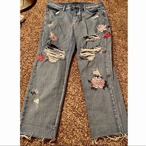 Kendall & Kylie floral embroidered jeans